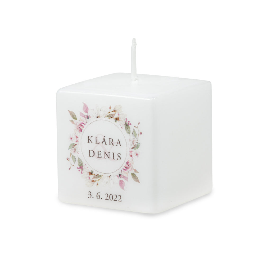 Бяла свещ - куб 5х5х5 см.